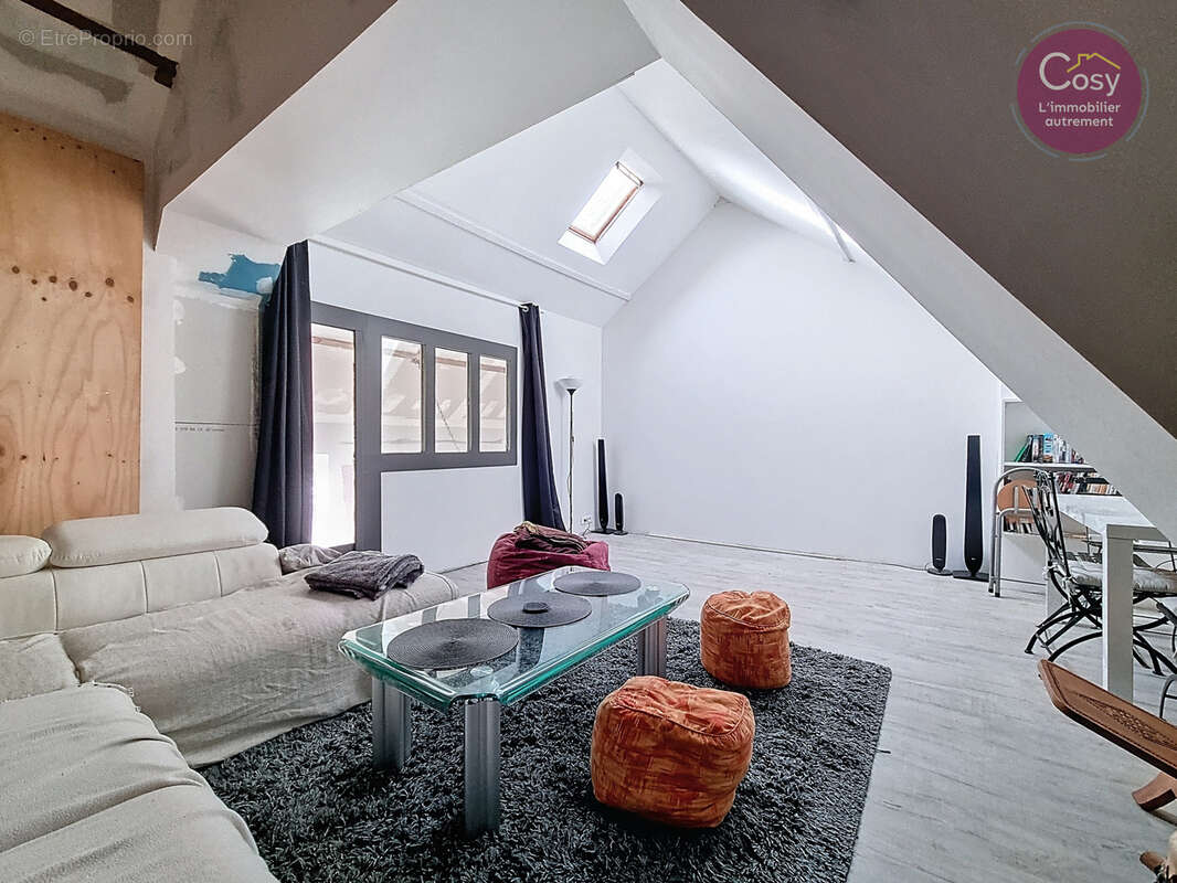 Maison à VIC-SUR-AISNE