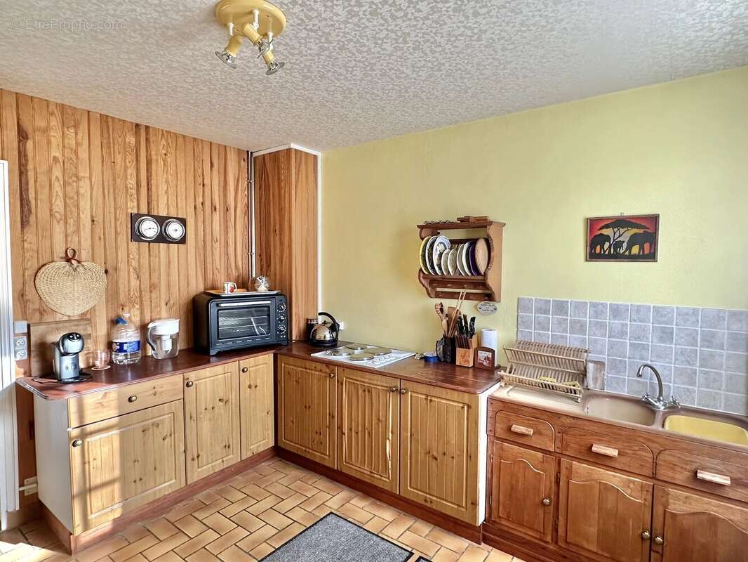 Maison à NANTEUIL-EN-VALLEE