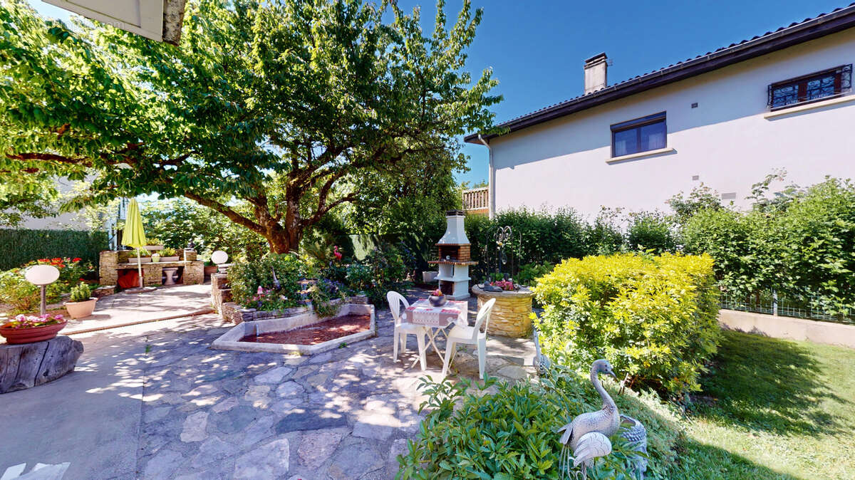 Maison à ECHIROLLES