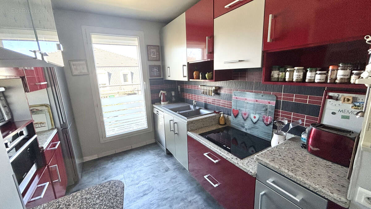 Appartement à SAINT-GRATIEN