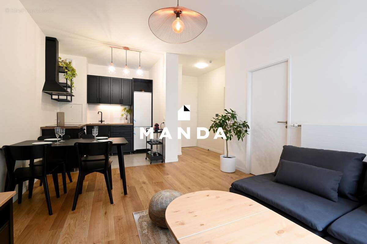 Appartement à SURESNES