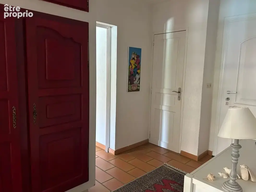 Maison proche du centre du village à Fontvieille - photo 13