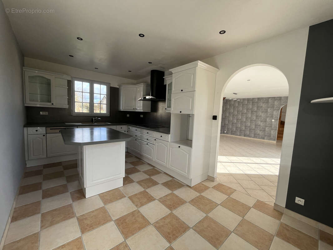 Maison à SAINT-CLAIR-SUR-EPTE