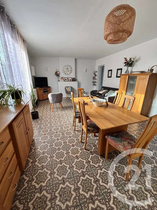Maison à ROISEL