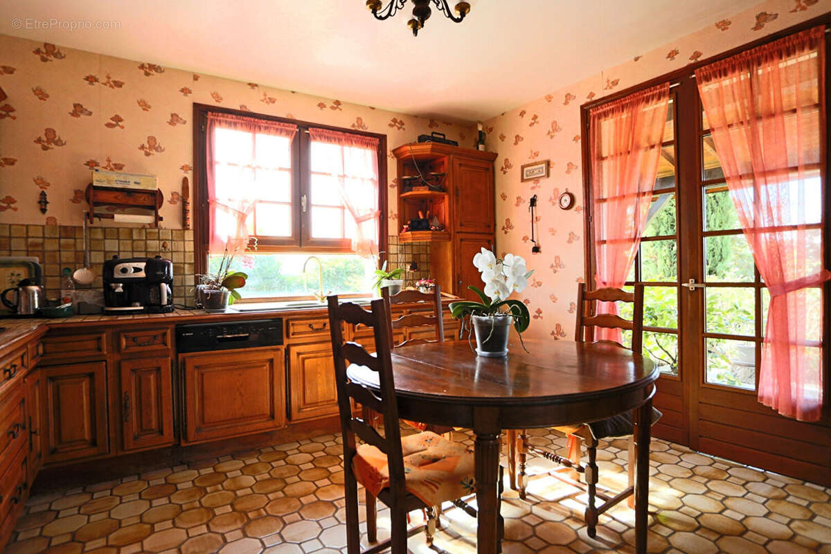 Maison à LE CHEIX
