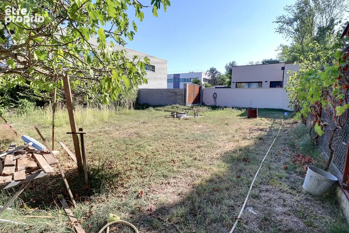Terrain 411m² à entraigues-sur-la-sorgue - photo 2