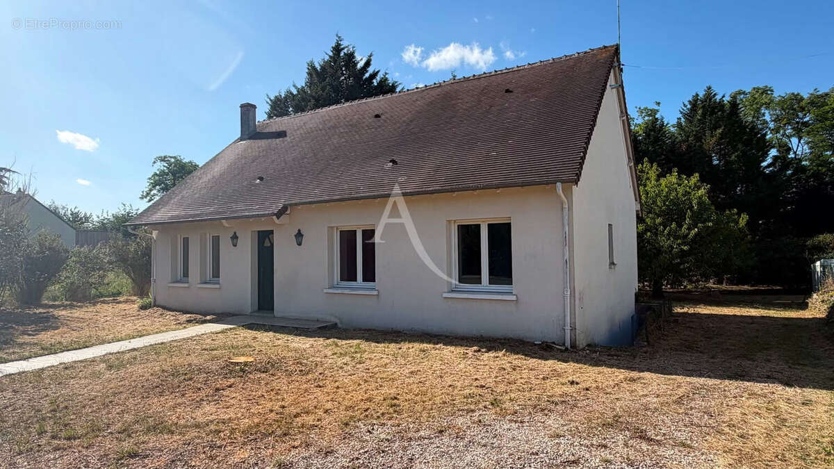 Maison à VINEUIL