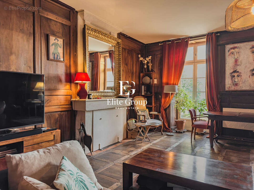 Maison à CHATEAUNEUF-SUR-CHARENTE