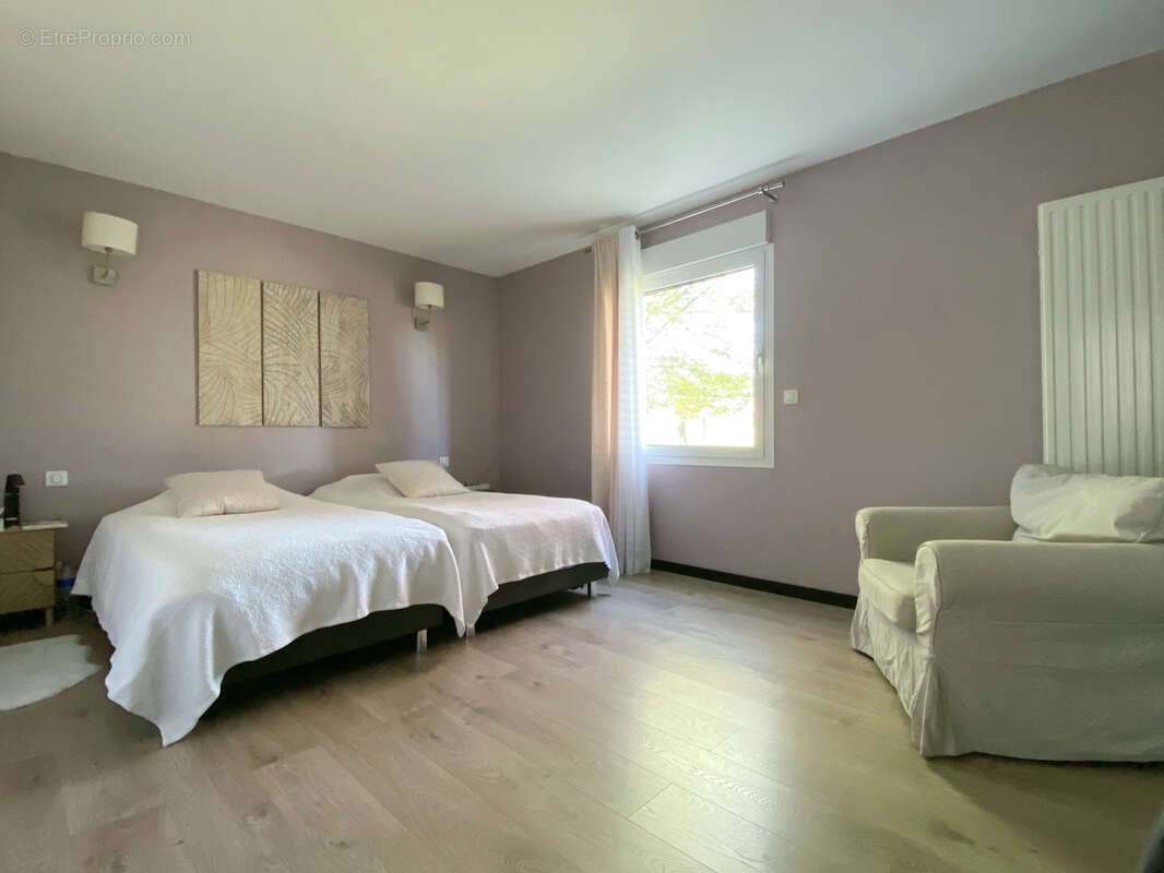 Maison à MONTFORT-L'AMAURY