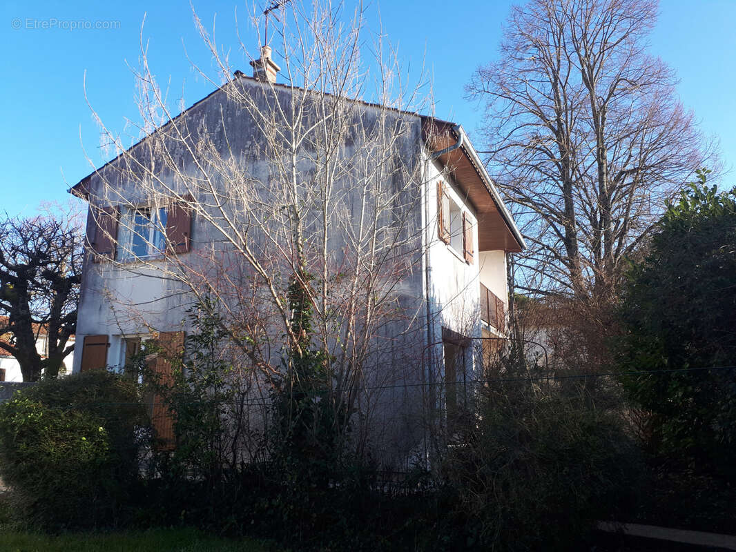 Maison à POITIERS