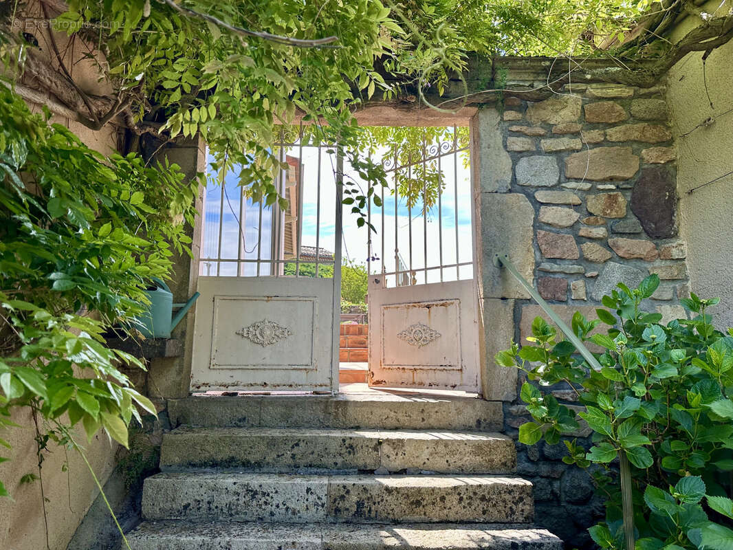 Maison de caractère Saint-Yvoine - photo 5