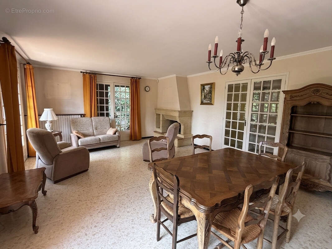 Maison à NIMES