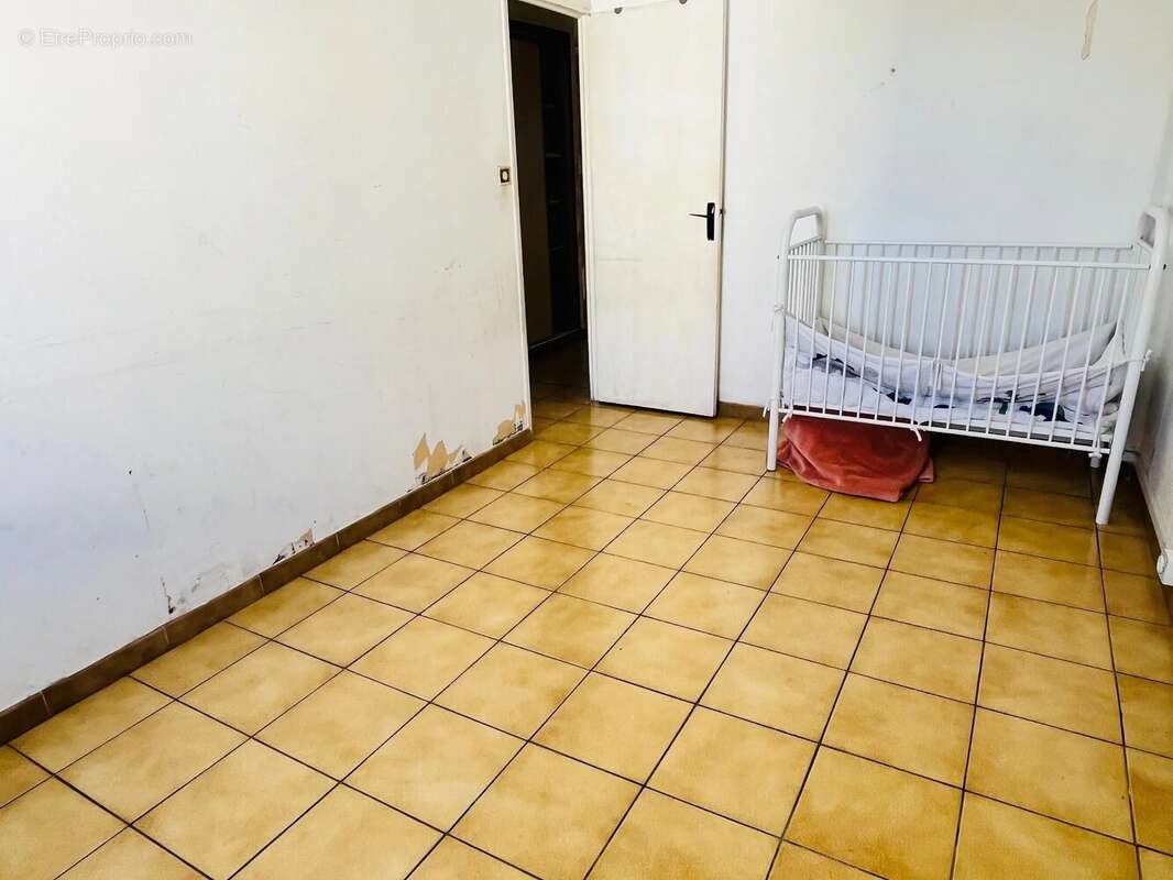 Appartement à MARSEILLE-14E