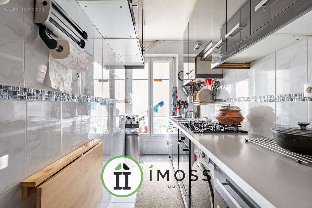 Appartement à PARIS-18E