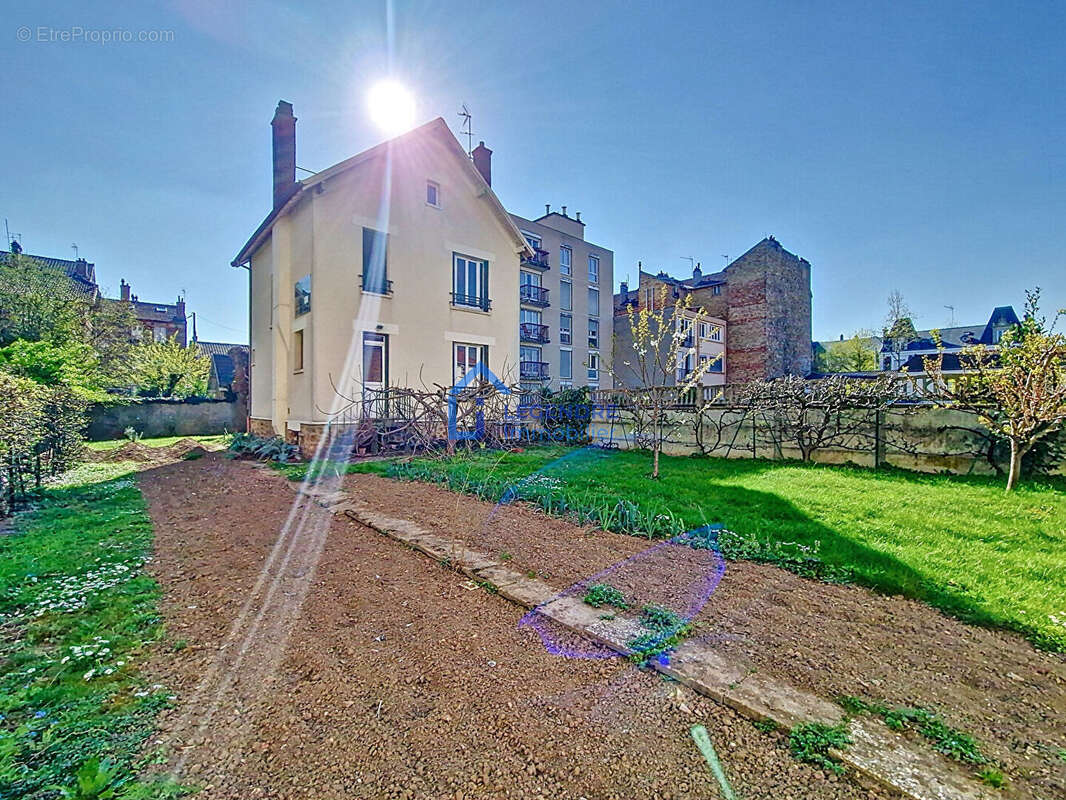 Maison à CORMEILLES-EN-PARISIS