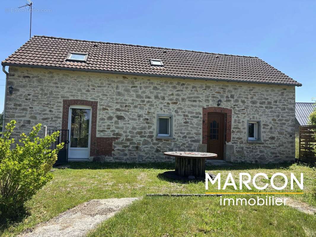 Maison à ARNAC-LA-POSTE