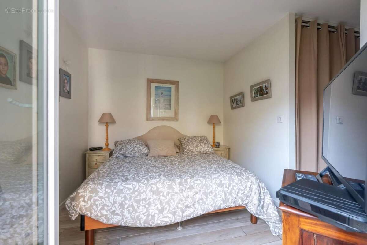 Appartement à LE PERREUX-SUR-MARNE