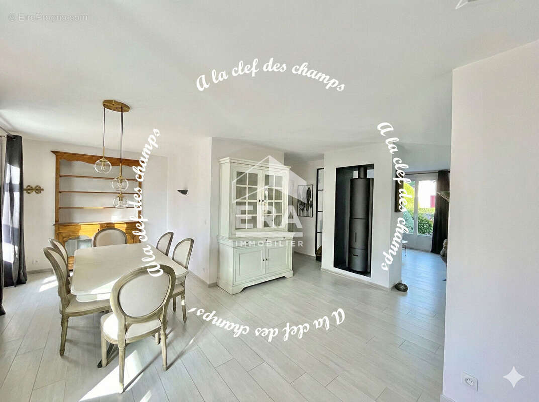Maison à GIF-SUR-YVETTE
