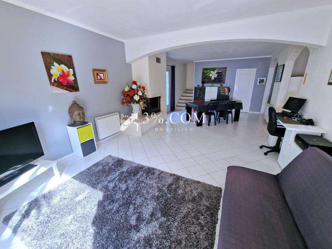 Maison à SAINT-RAPHAEL