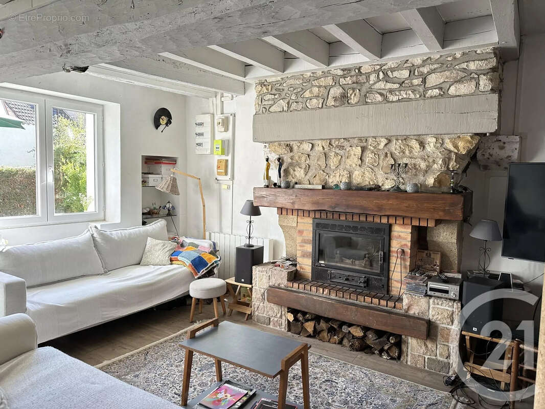 Maison 76 m² à Savigny-En-Sancerre  - photo 3