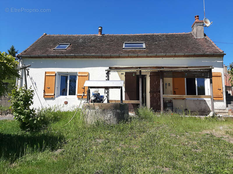 Maison à GUEUGNON