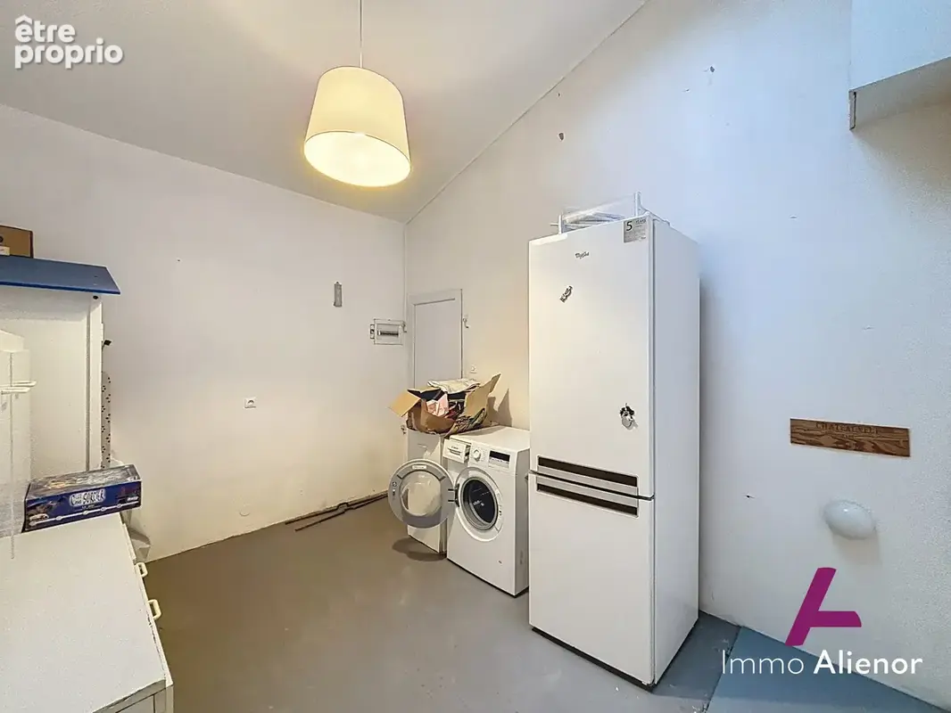 Maison 9 pièces 220 m² à vendre à Merignac (33700) - photo 9