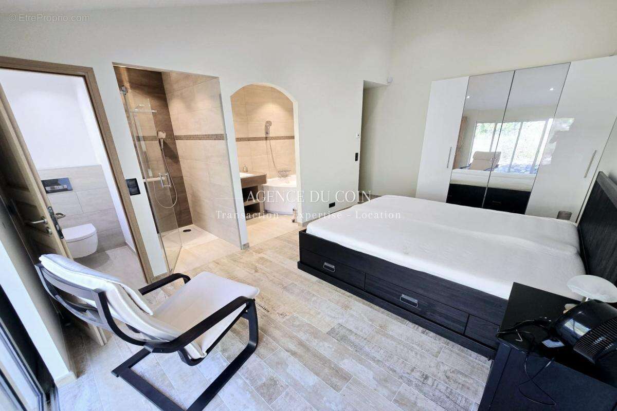 Maison à DRAGUIGNAN