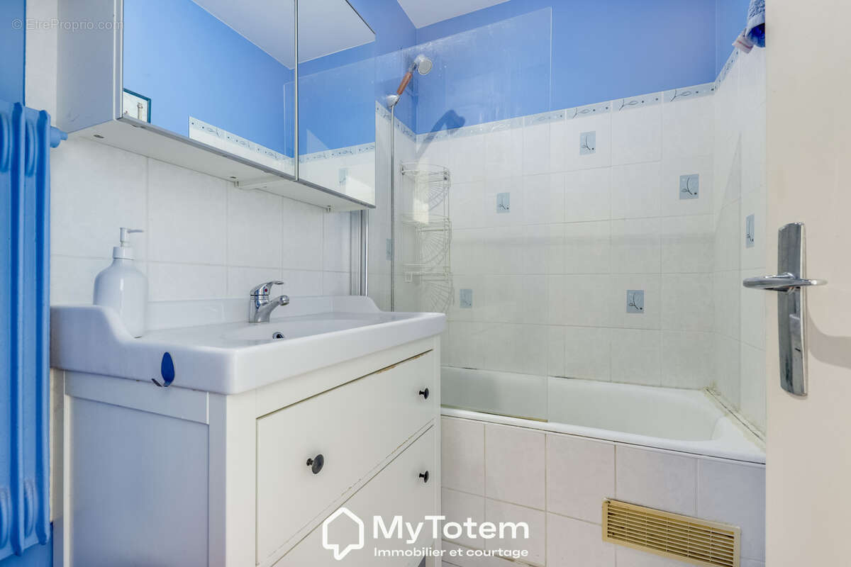 Appartement à ISSY-LES-MOULINEAUX