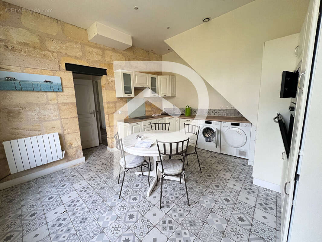 Maison à VAYRES