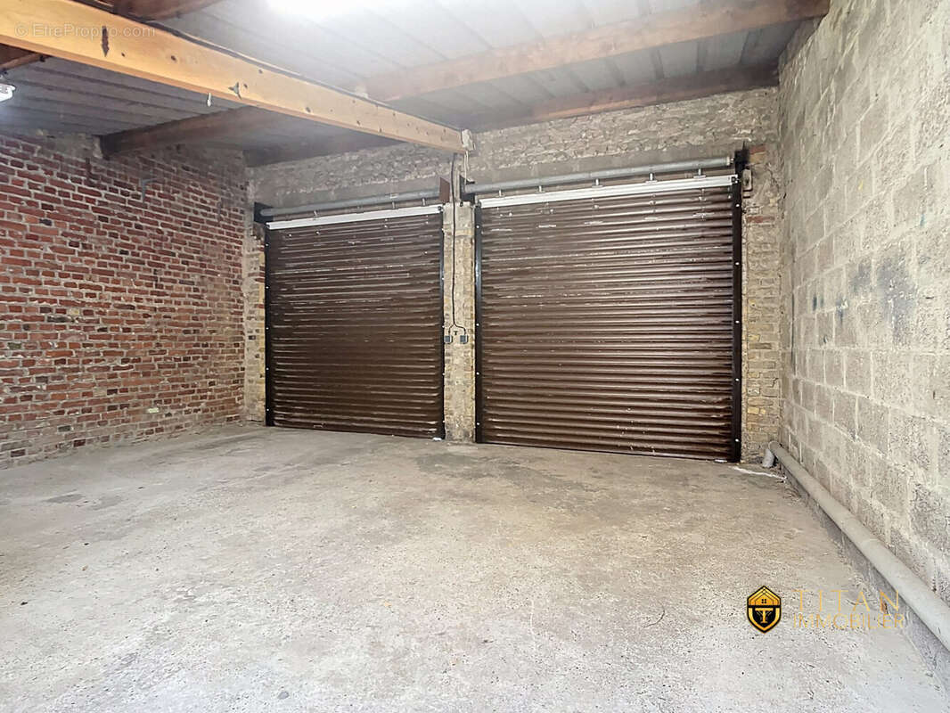 NOUVEAUTÉ  Maison 107 m²  4 chambres  Double garage  Coudekerque-Branche (Sainte-Germaine) - Maison à COUDEKERQUE-BRANCHE