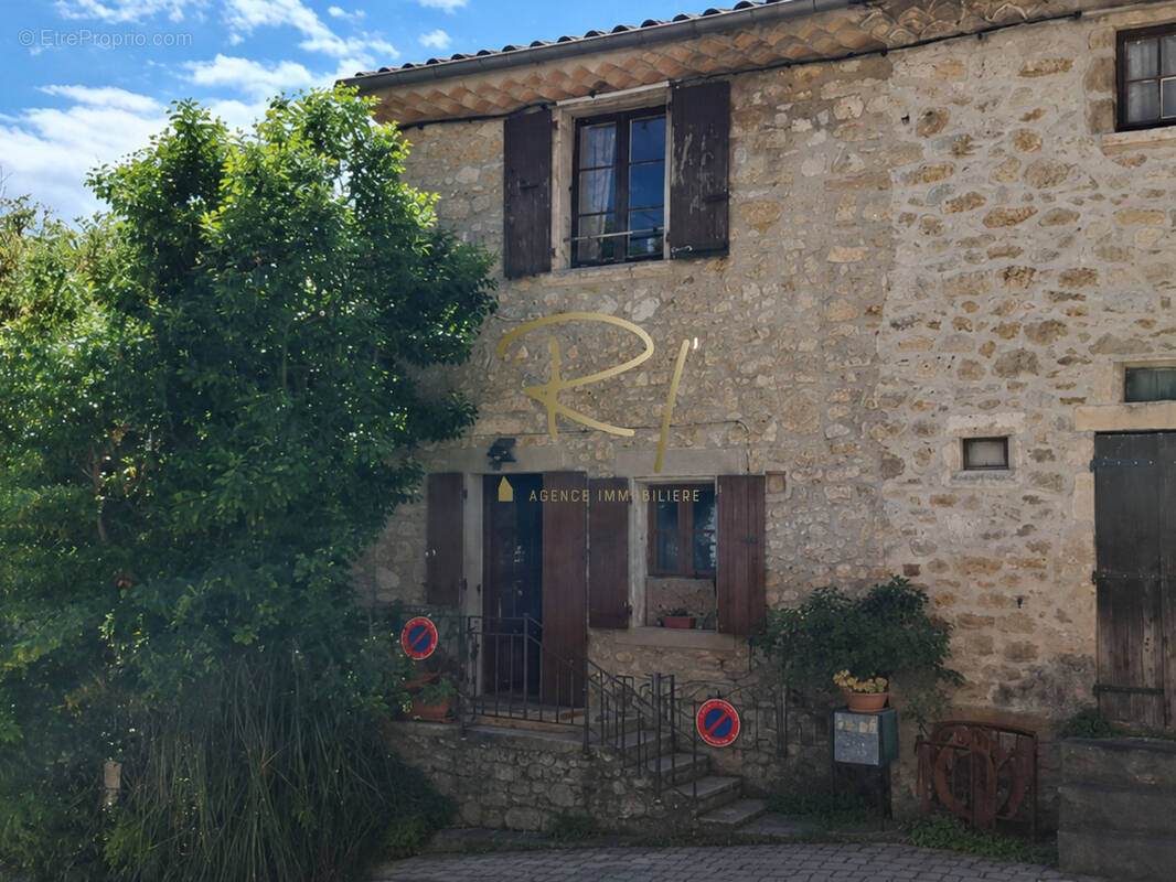 Maison à SALAVAS
