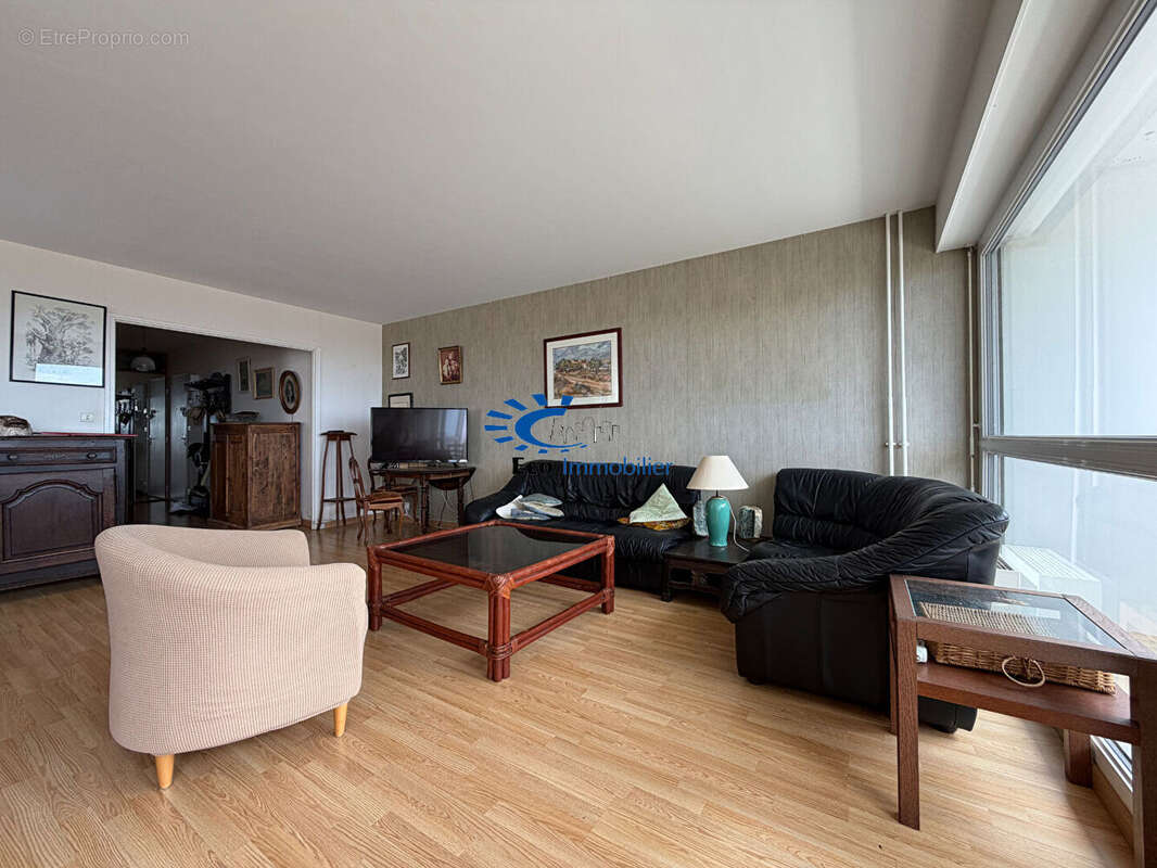 Exclusivite la rochelle - appartement environ 99m² - balcons et stationnement - photo 3