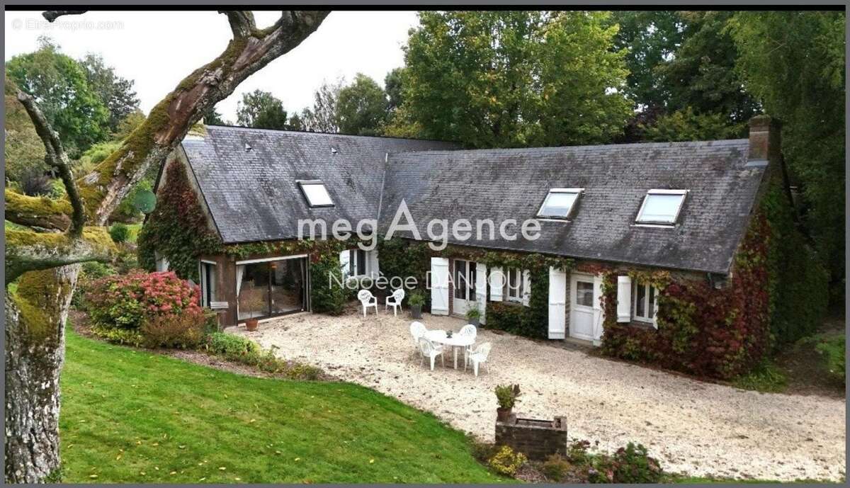Maison à LE BENY-BOCAGE