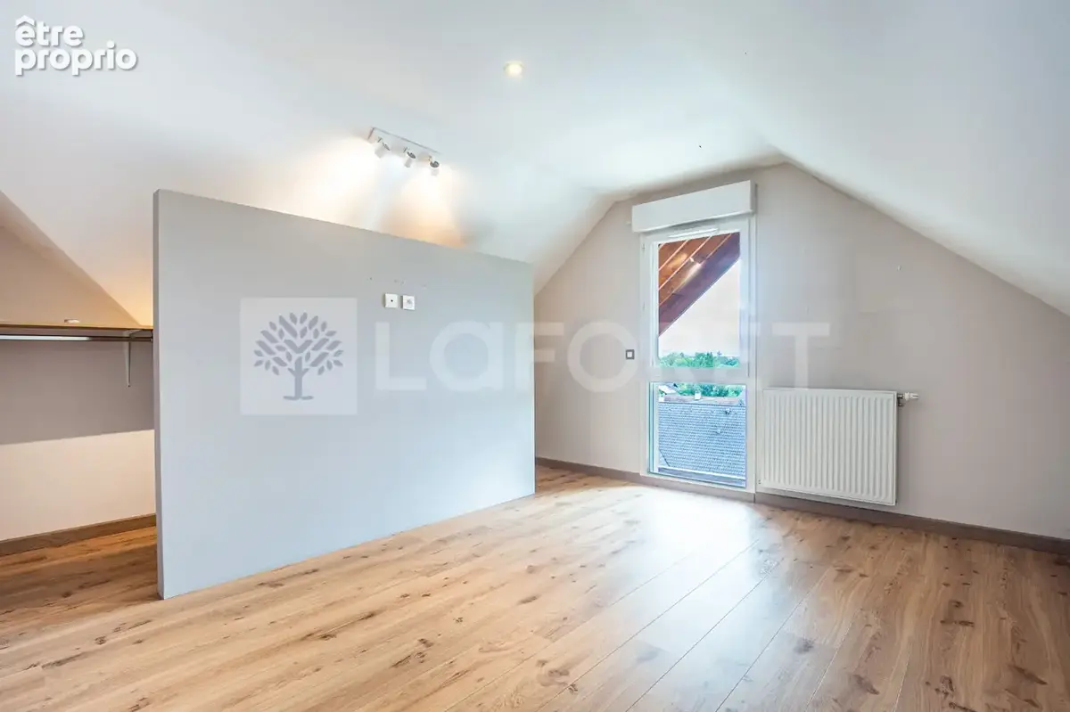 Agence immobiliere laforet - co-exclusivite - "muscari" - poisy - appartement duplex t3 de 114,66m² - terrasse 12,35m²  - cave - - photo 11