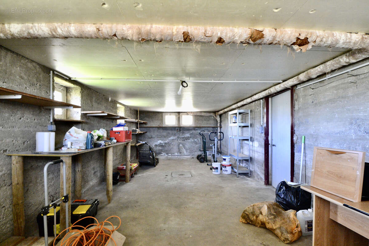 Maison à LA CLAYETTE