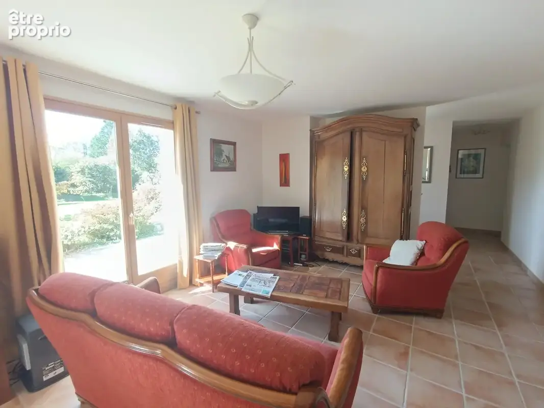 Grande maison à vendre 8 pièces (6 chambres) Berrien - photo 9