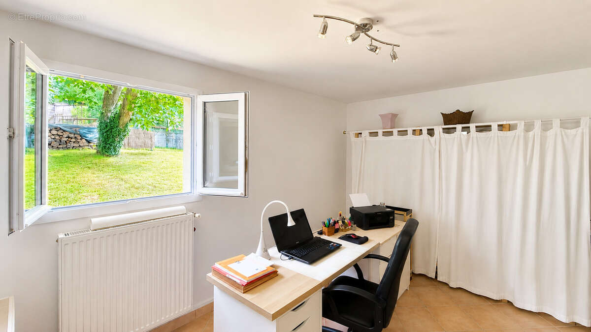 À vendre   Belle maison familiale à Saint-Ouen-les-Vignes, aux portes d’Amboise - photo 7