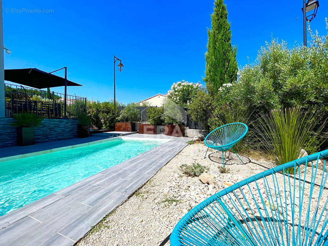 Maison 88m² à malemort-du-comtat - photo 4