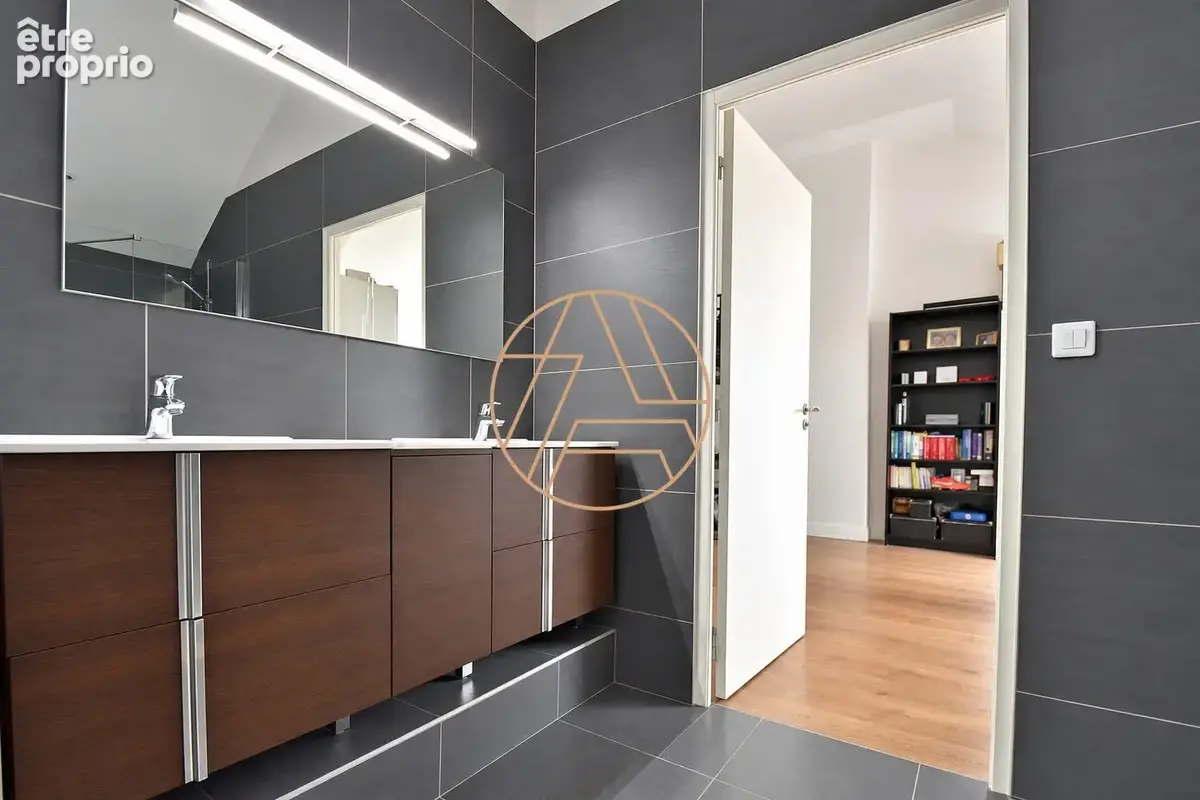 Appartement 6 pièces 155 m² à vendre à Saint-Maur-Des-Fosses (94100) - photo 9