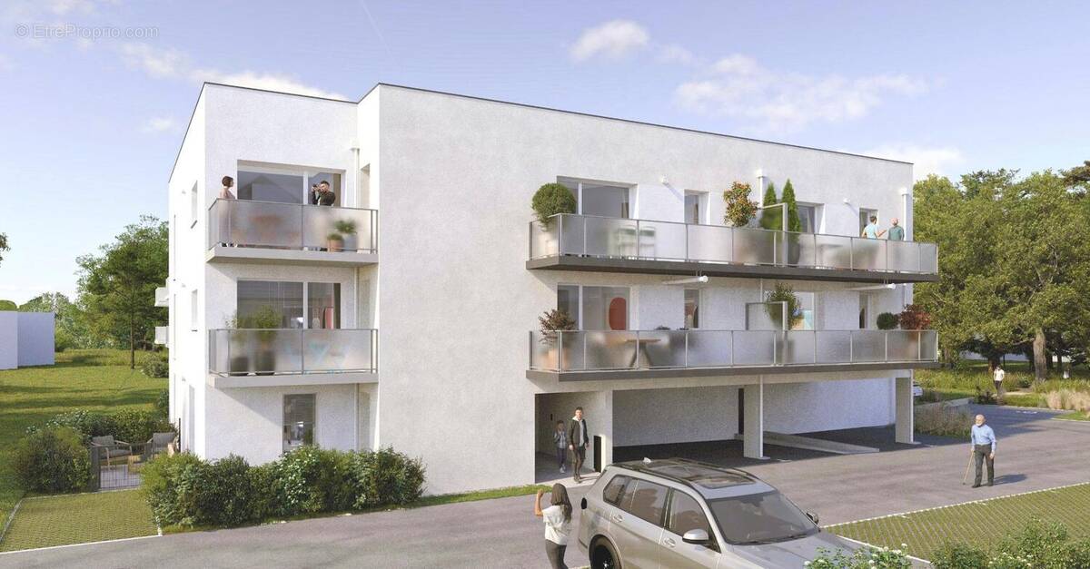 Façade Est - Appartement à BAIN-DE-BRETAGNE