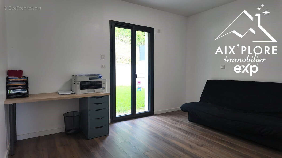 Maison 187 m² à Villette-Sur-Ain  - photo 6