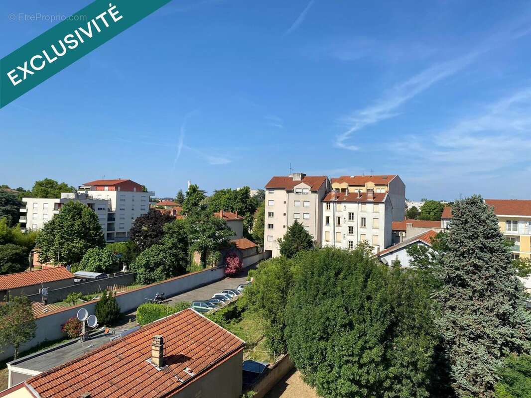 Photo 8 - Appartement à VENISSIEUX