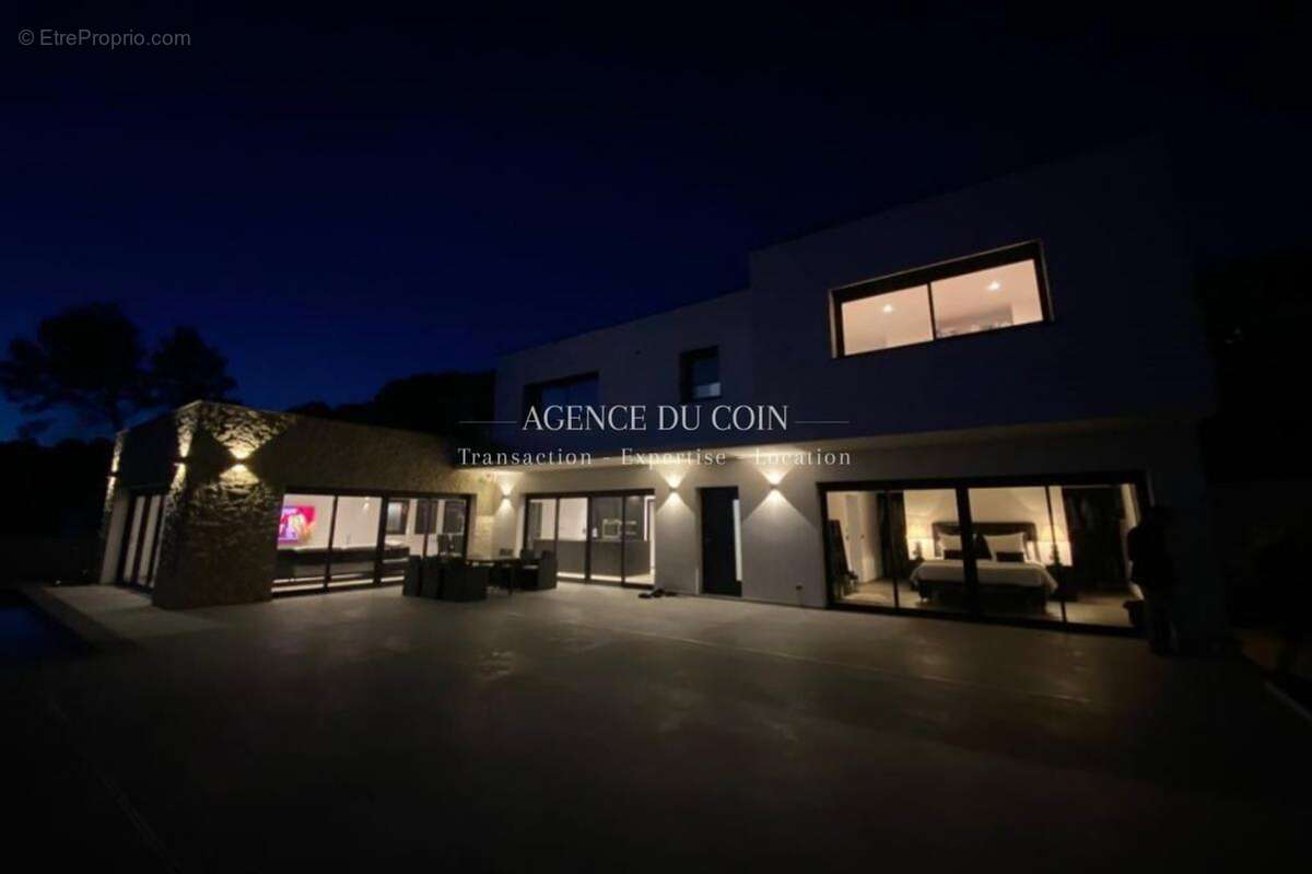 Maison à DRAGUIGNAN