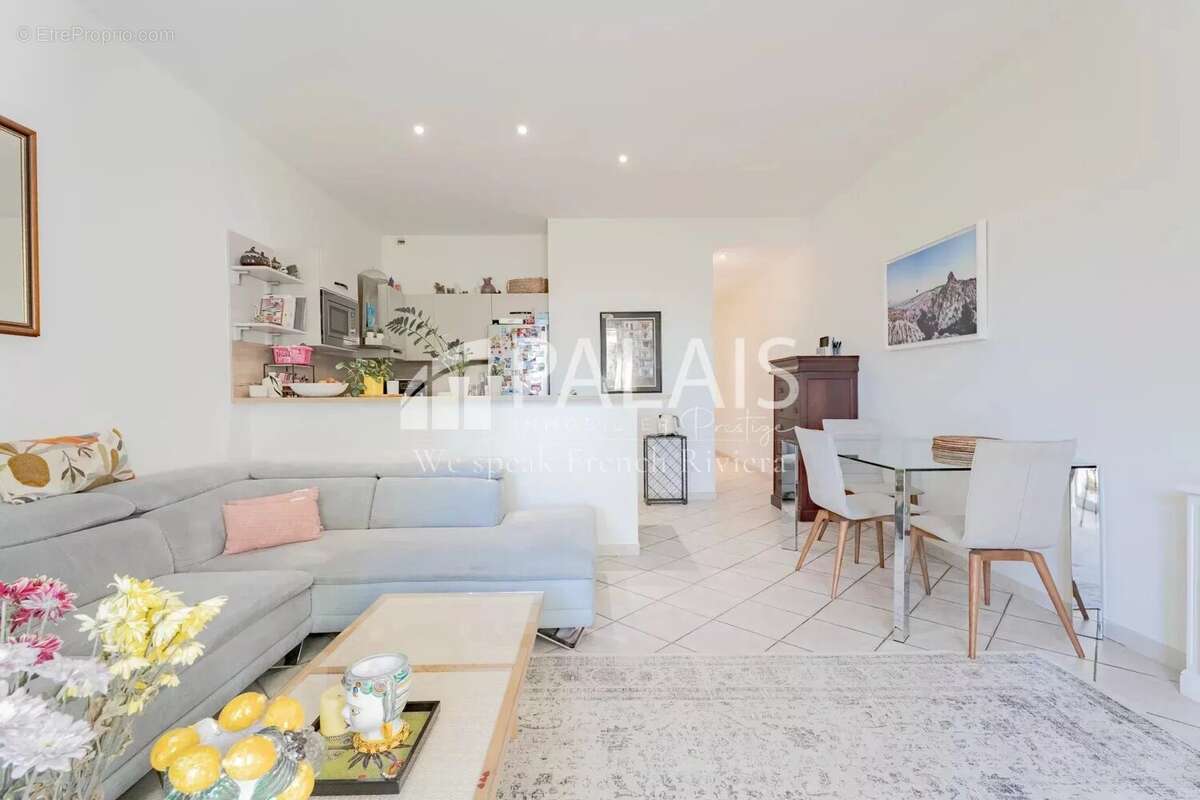 Appartement à BEAULIEU-SUR-MER