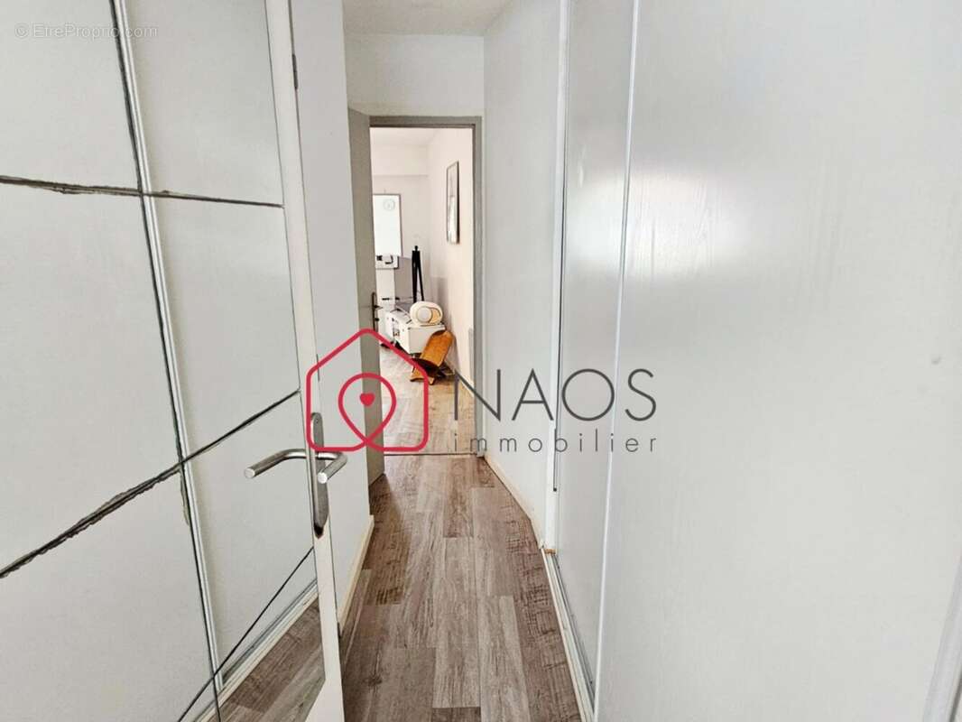 Appartement T2 de 49m² centre ville Cavalaire - photo 9