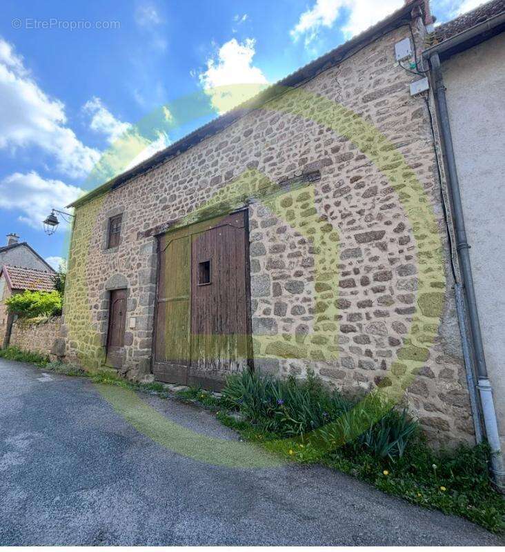 Maison à CHENERAILLES