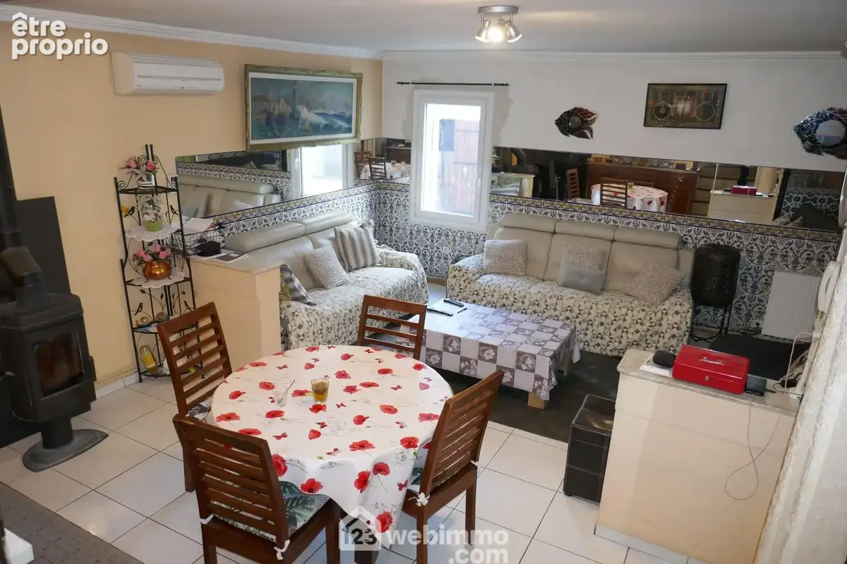 Habitation principale RDC vue 2 : Pièce de vie 28,51m²