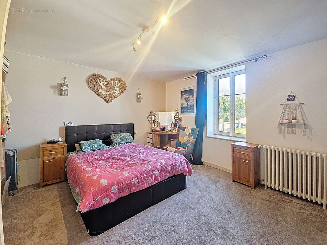 Maison à MONTREVEL-EN-BRESSE