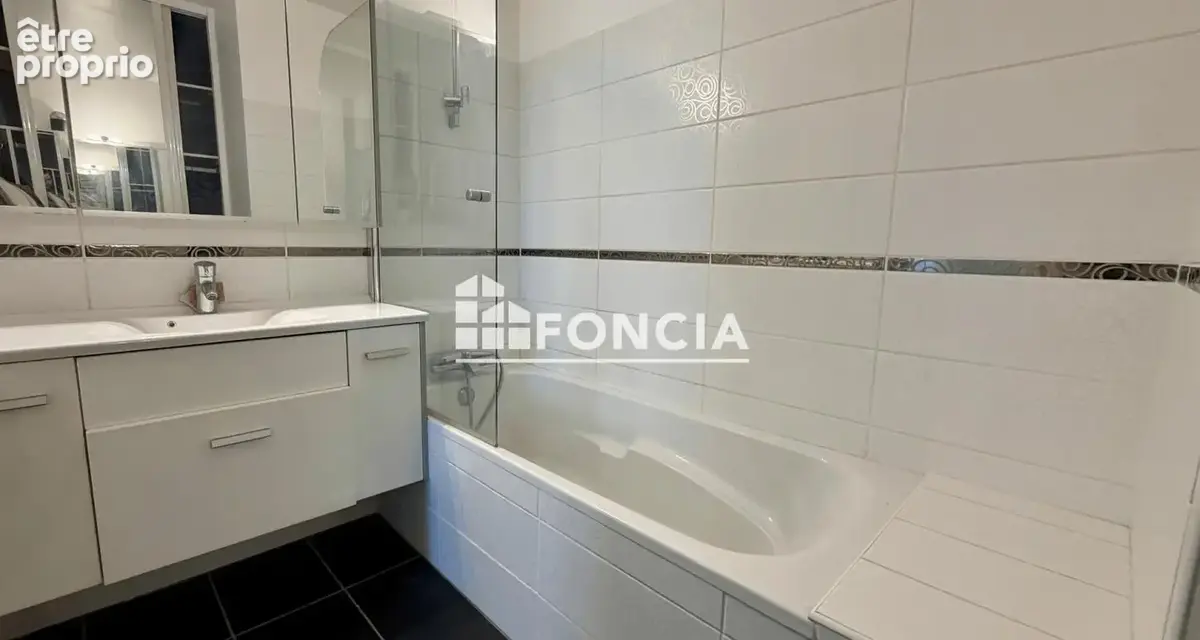Ideal Investissement, Spacieux appartement de 133M2 - photo 5