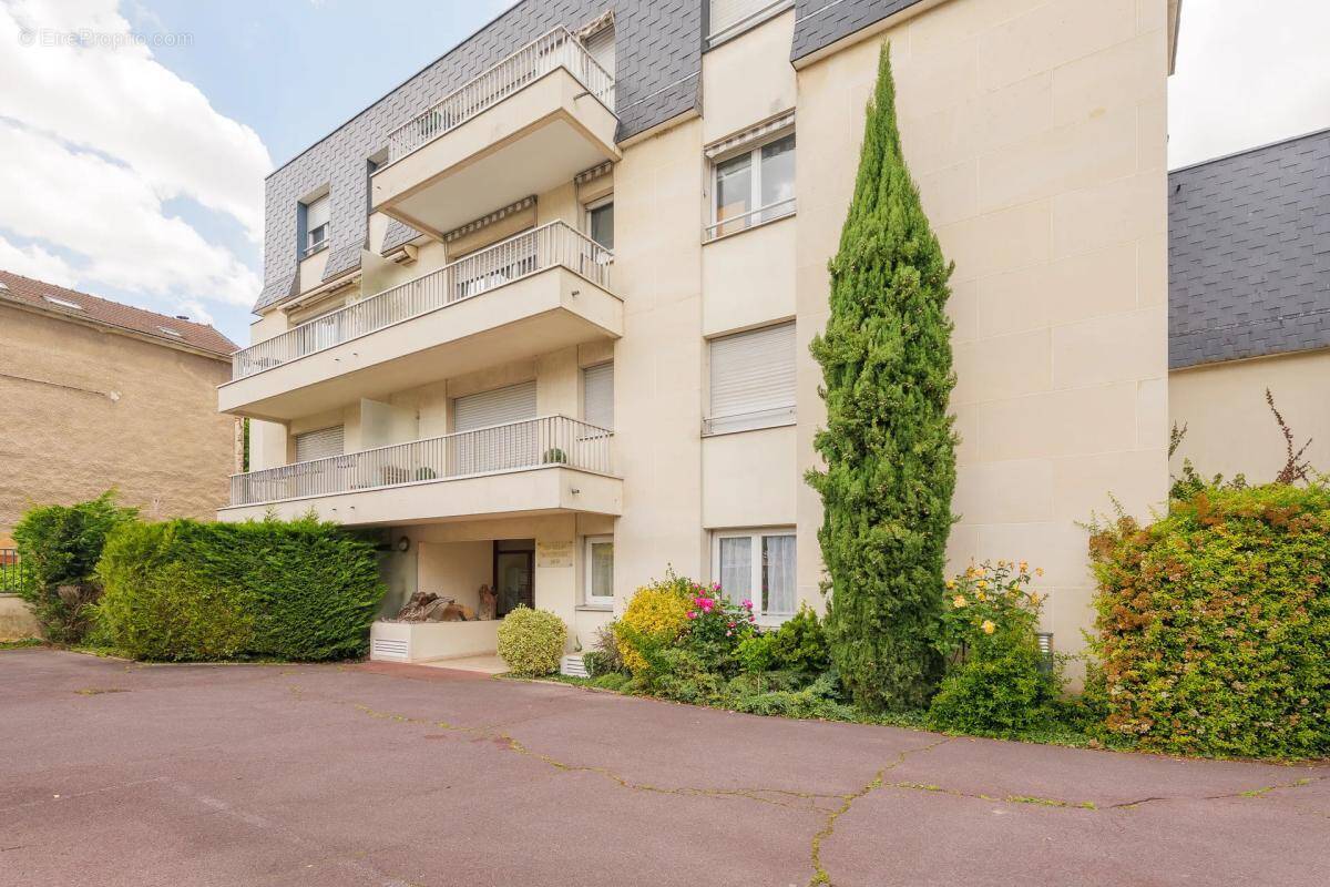 Appartement à LIVRY-GARGAN